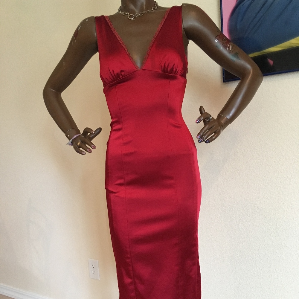 BEBE Size S Red Dress if Morticia Addams wore Red